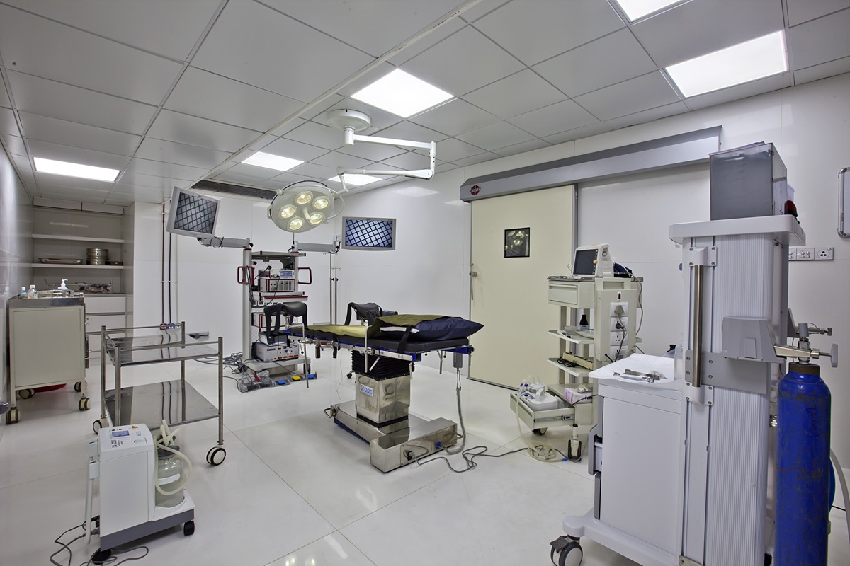 Laser Pilonidal Sinus Treatment (EPSiT/SiLaC) at IIGU Hospitals Bangalore